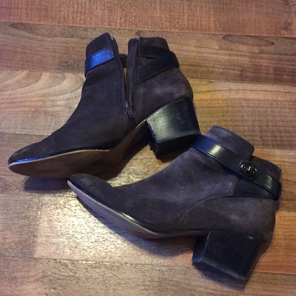 Coach brown suede Patrica anklet booties size 8.5